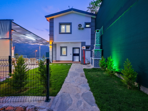  gece  -  Kasım
  | Fethiye Yakacık'ta Isıtmalı Havuzlu Doğa Villası: 6 Kişilik Aile Tatili